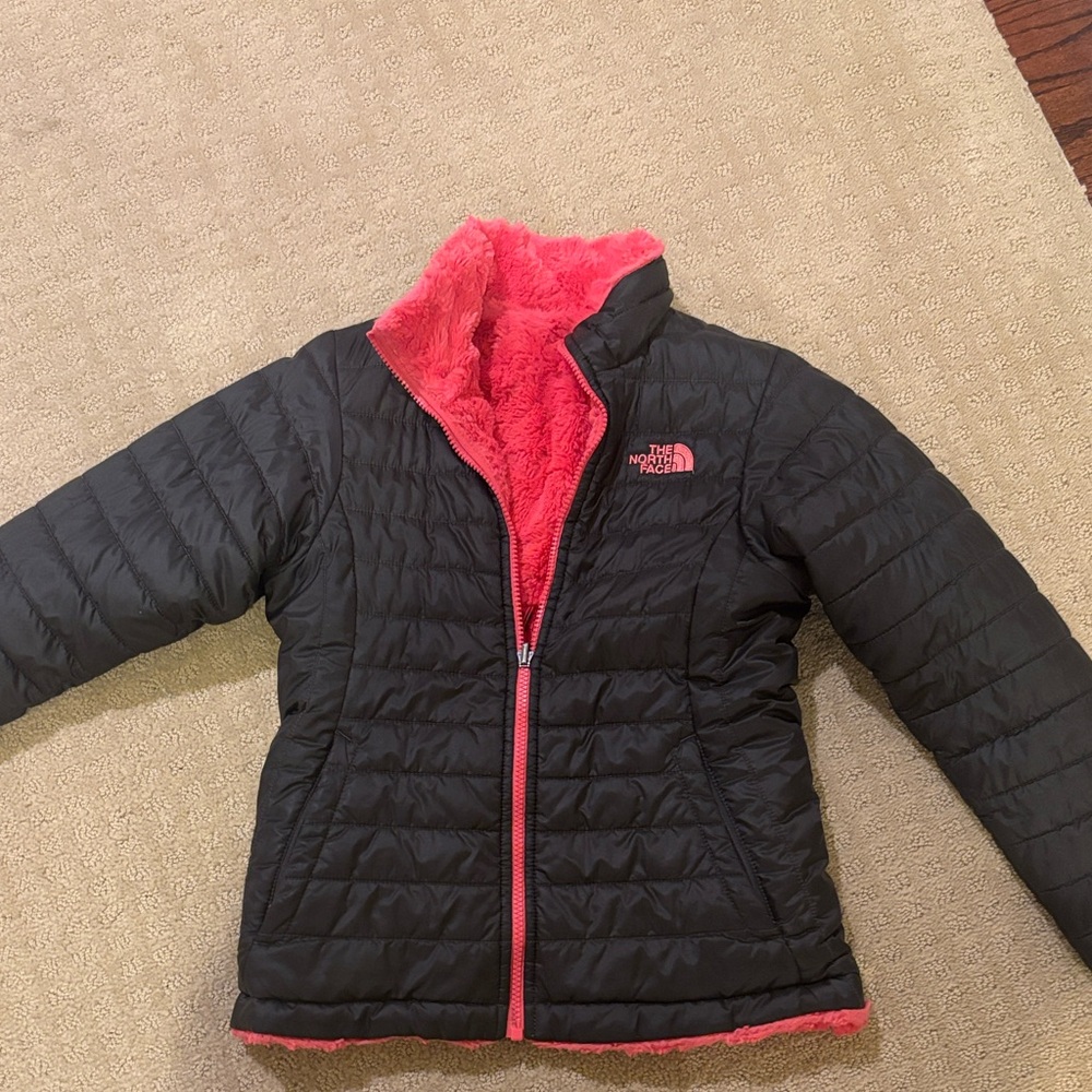 The North Face Kids Puffer Jacket in Black and Pink
